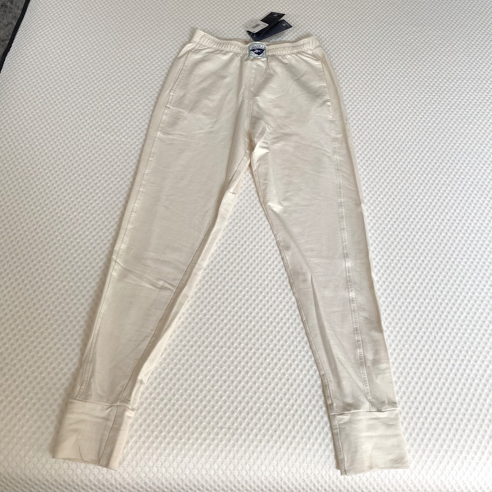 Nwt Les Mills jogger